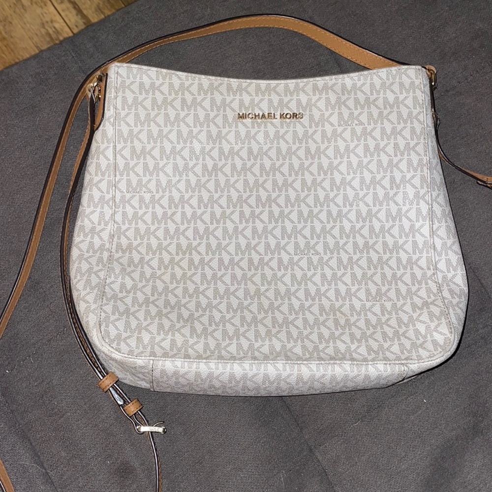 Michael Kors Cross Body White Purse